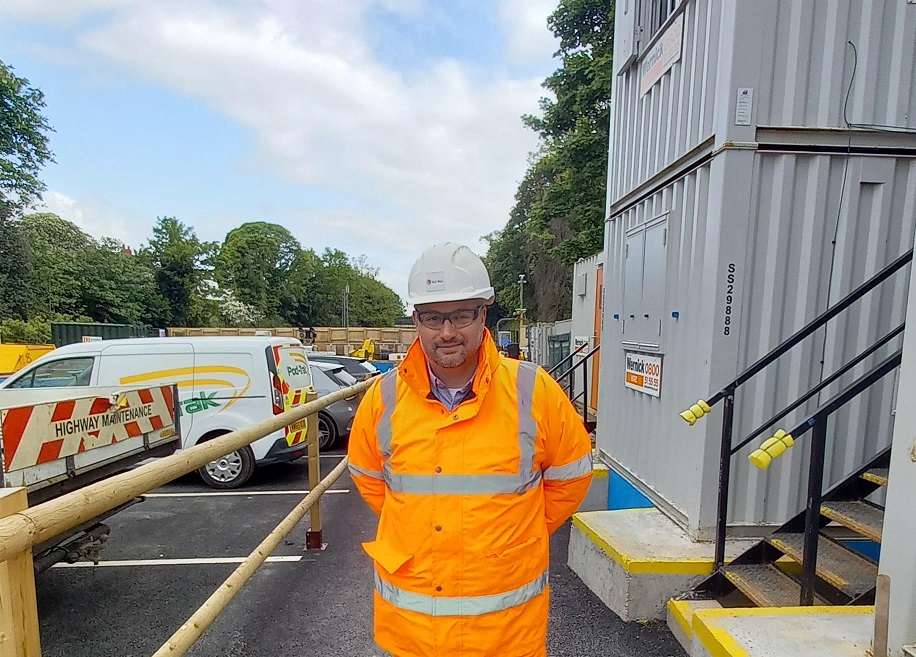 A photo showing Mark Finney in high vis