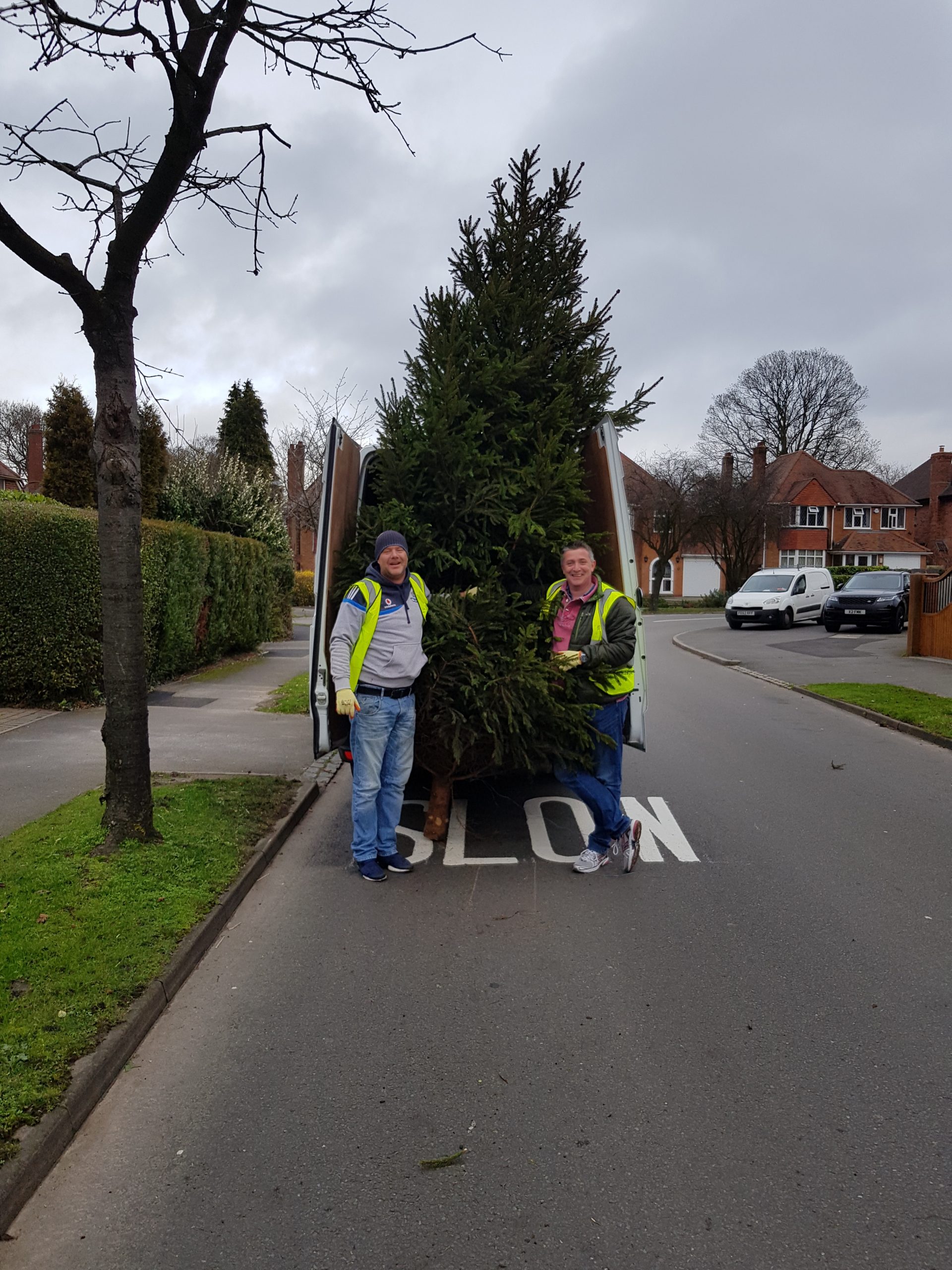 Volunteers from SLC were among a number of West Midlands organisations giving up their time at the start of this month to raise money for Birmingham St Mary’s Hospice by collecting and recycling Christmas trees.   